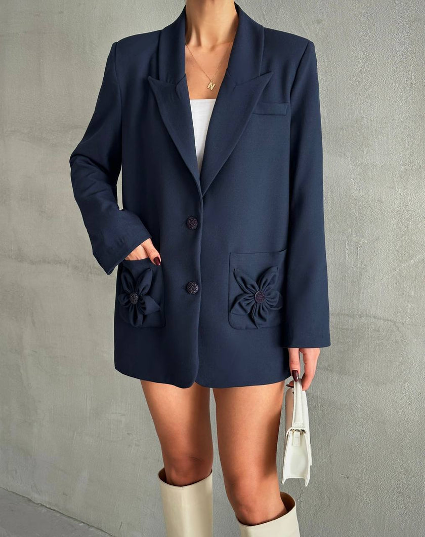 عبّري عن أناقتكِ مع هذه السترة الفاخرة