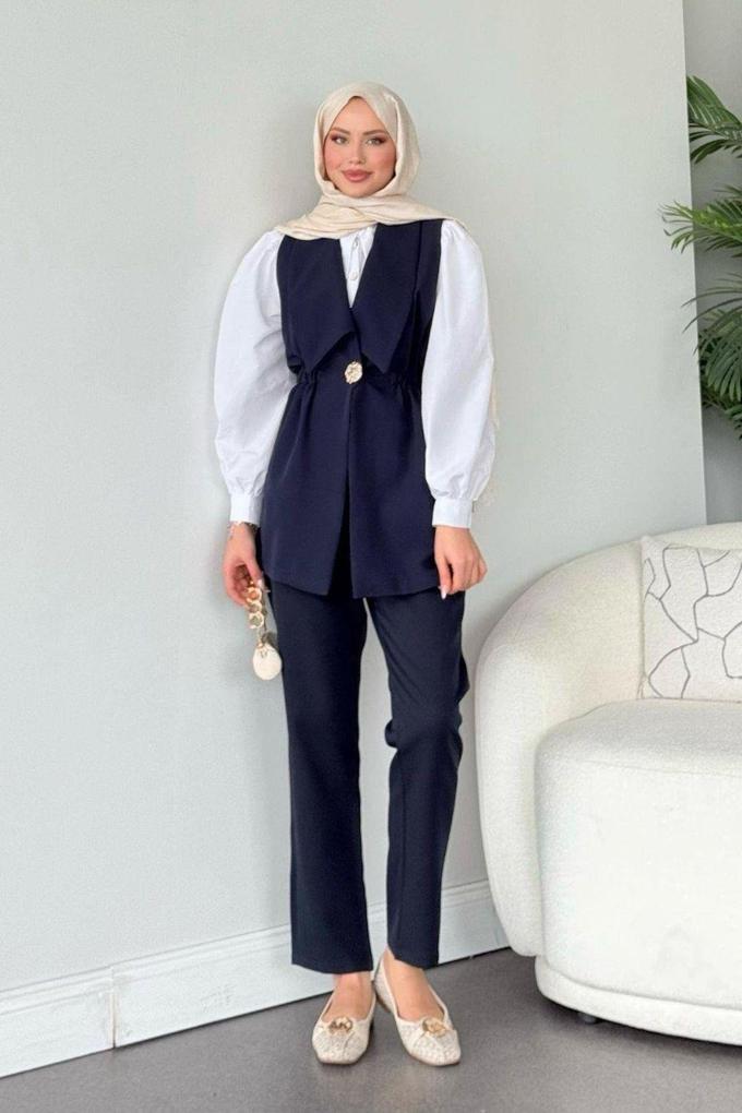 تألقي بإطلالة راقية لا تُقاوم! ✨👗