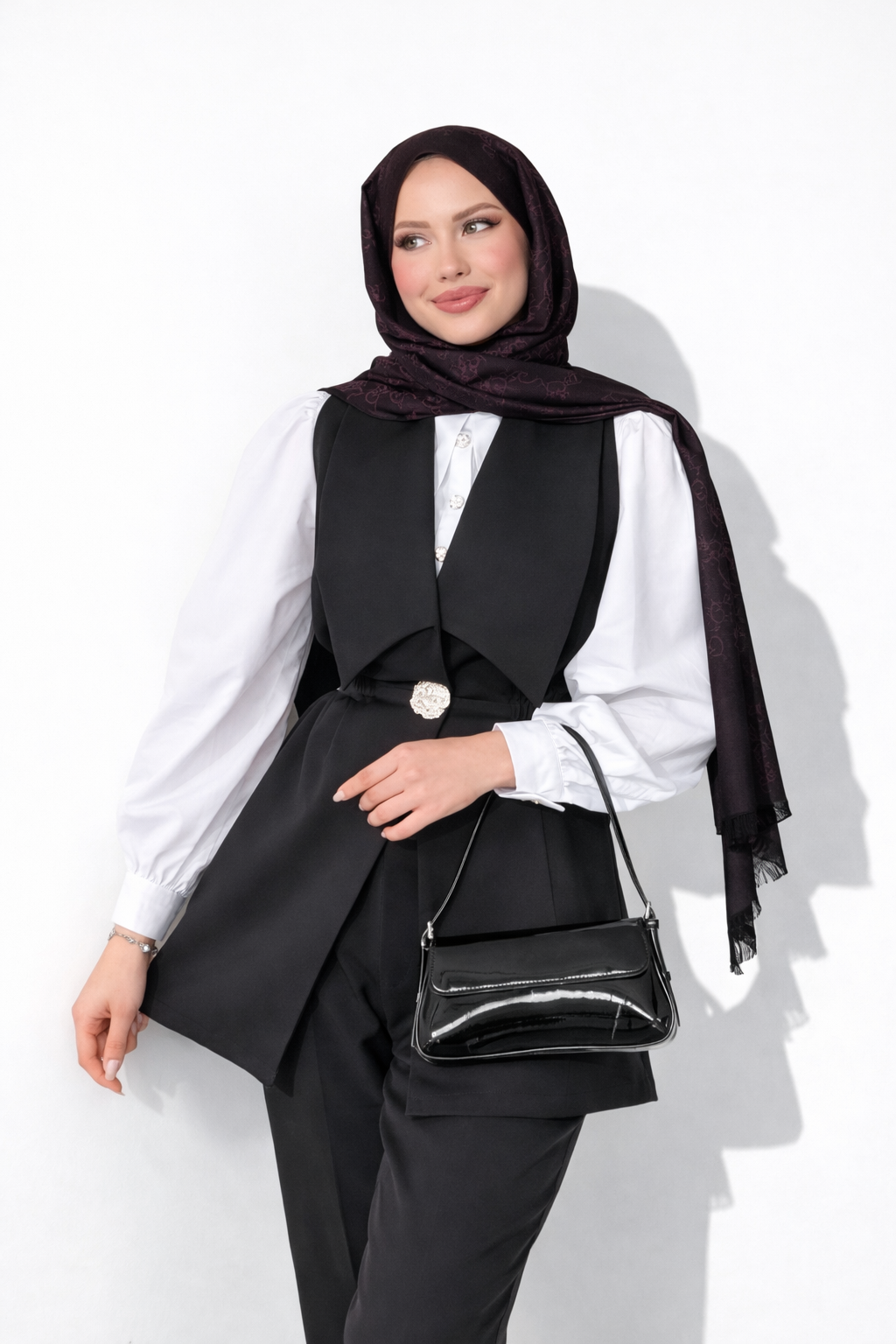 تألقي بإطلالة راقية لا تُقاوم! ✨👗