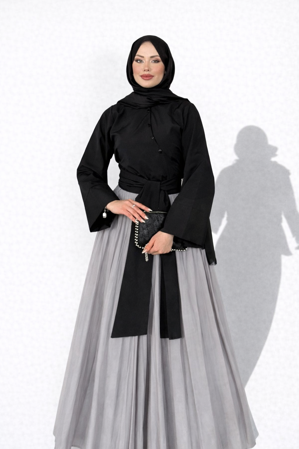 Chemise mi-longue avec ceinture