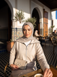 طقم أنيق - بلوزة بسحاب ومزينة بالكريستال وتنورة بخصر مطاطي