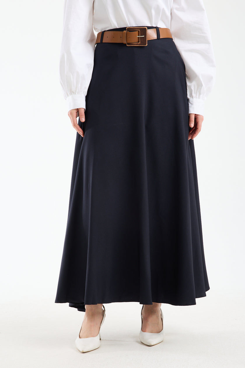 تنورة صيفية طويلة بحزام 🌿