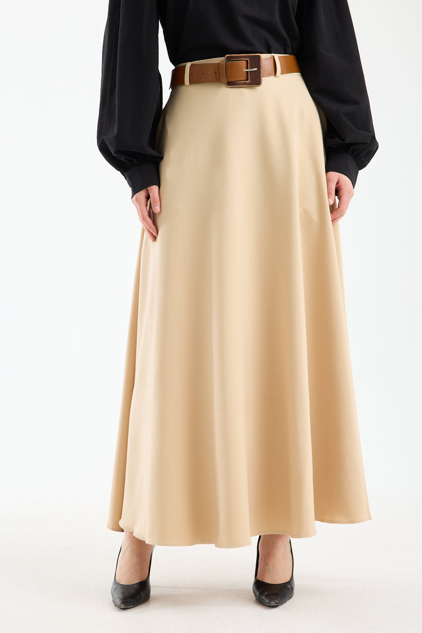 تنورة صيفية طويلة بحزام 🌿