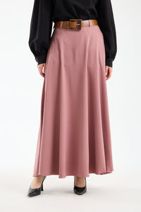 تنورة صيفية طويلة بحزام 🌿